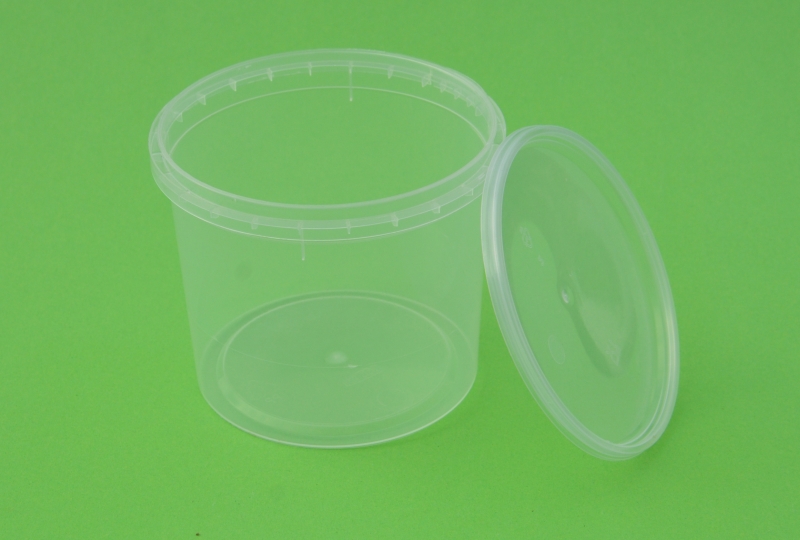 kelímok priehľadný s vrchnákom 365ml