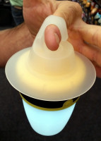  Mo�nos� polo�i� a zvoli� biele svetlo na osvetlenie lovn�ho miesta