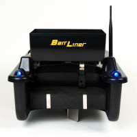 Z bo�nej strany je lodka tie� kr�sna a zaujme oko ka�d�ho ryb�ra