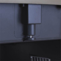 SPORTS M1 - zav�acia lo�ka s dailkov�m ovl�dan�m